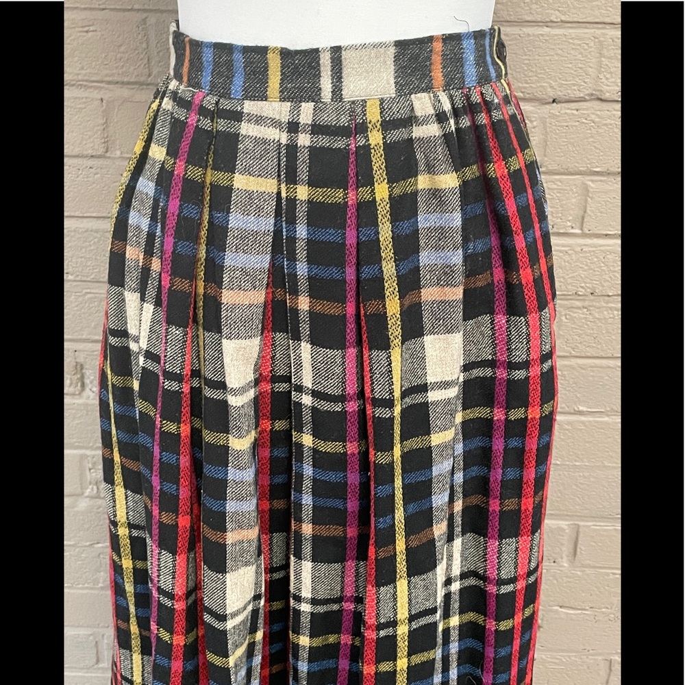 Diane Von Furstenberg Vintage plaid skirt - Picture 4 of 10